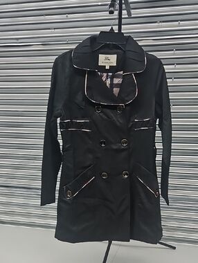 Burberry Black Double-Breasted Trench with Contrast Trim